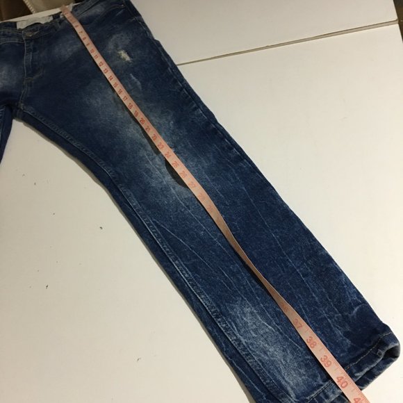 Jeanius Akademiks Mens Jeans Size 36x30 Distressed - Picture 10 of 10